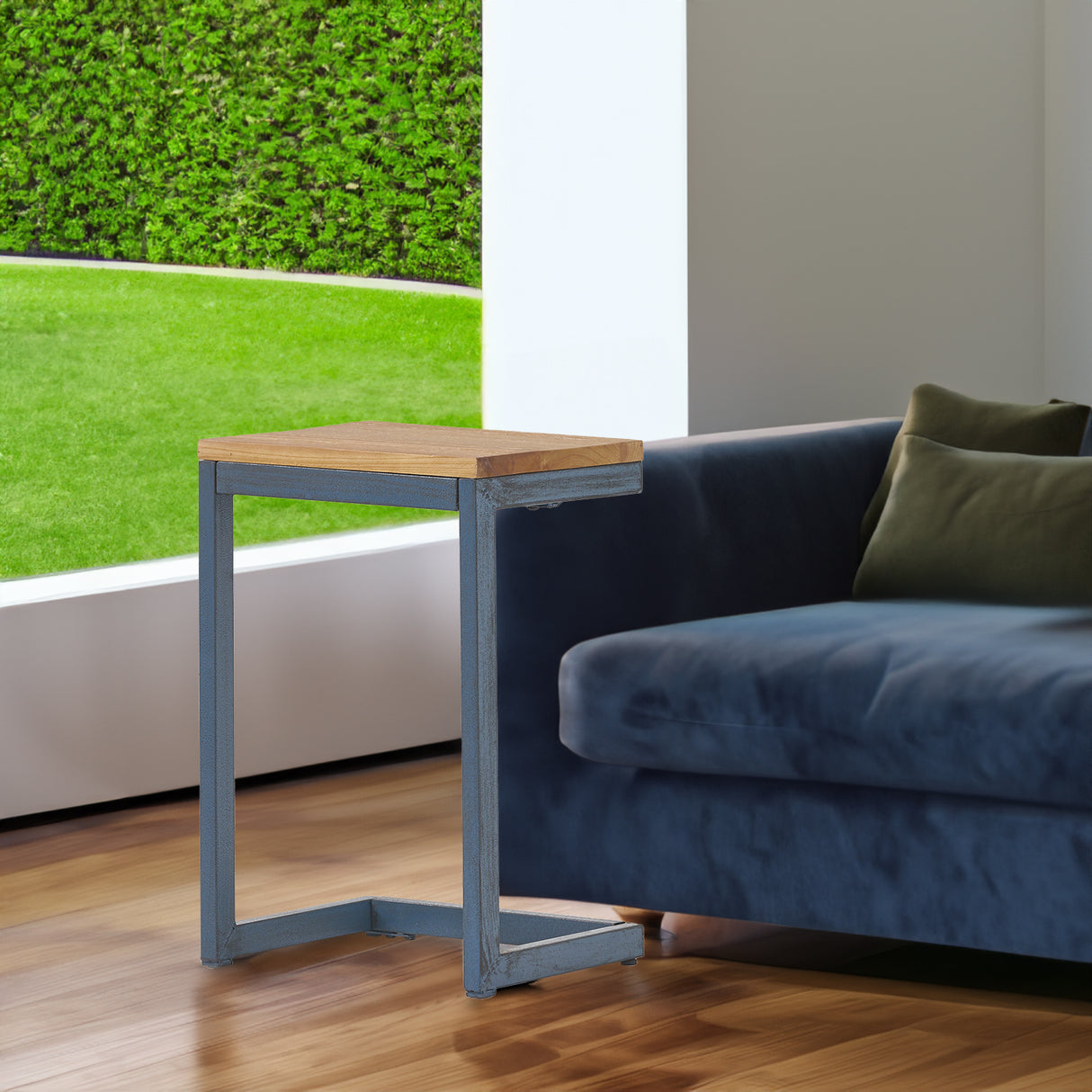 ACCENT TABLE-SMALL - V.I.P Digital Presence