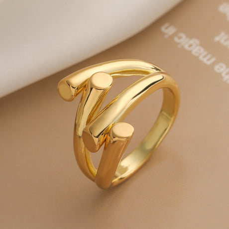 Simple and personalized smooth irregular geometric ring for women niche and versatile ring - V.I.P Digital Presence