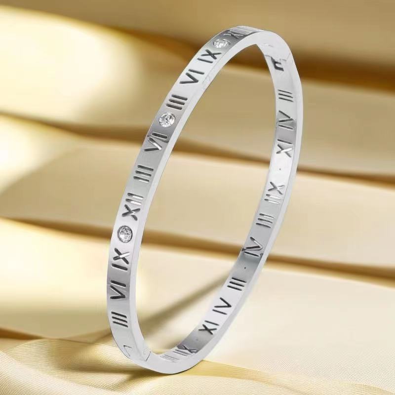 Stainless steel titanium steel bracelet for women non fading electroplated buckle jewelry for women - V.I.P Digital Presence