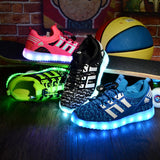 Zapatos con iluminación para niños, nuevos zapatos de primavera y otoño con carga LED y emisores de luz, zapatos con luz USB de colores, tendencia.
