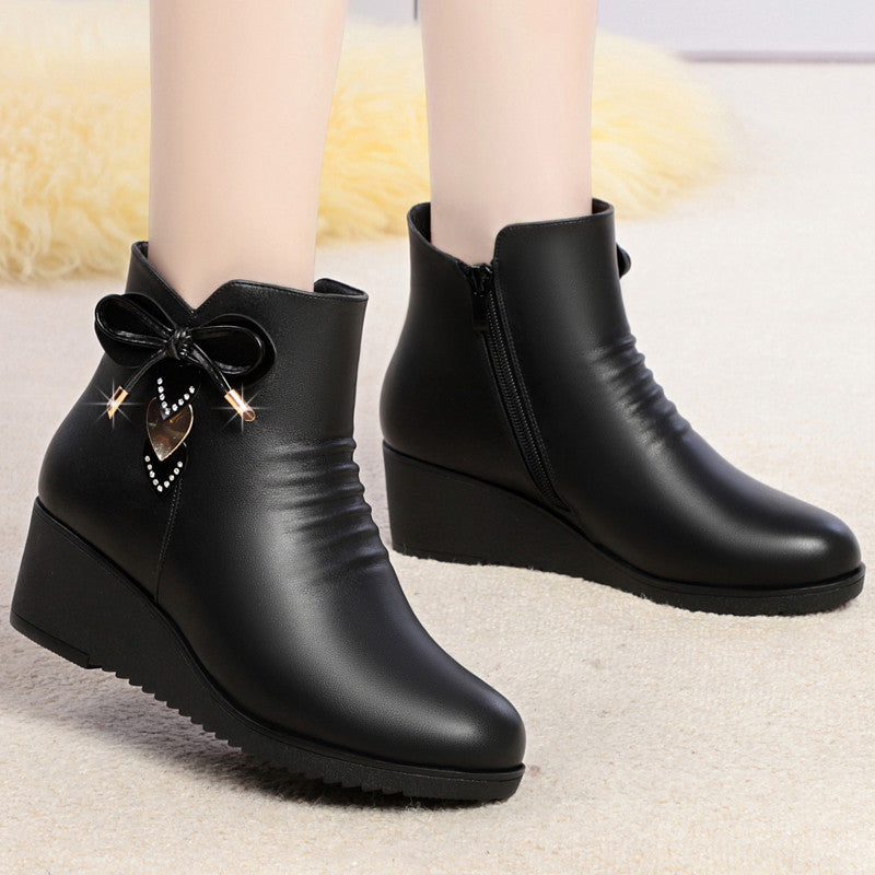 Autumn and Winter New Mom Cotton Shoes Women's Slope Heel Thick Bottom with Velvet Short Boots Anti slip and Warm Middle aged and Elderly Women's Boots - V.I.P Digital Presence