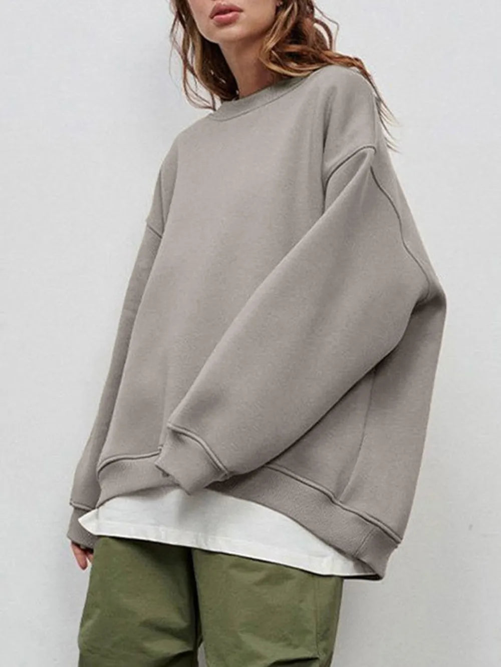 Autumn and winter new solid color round neck loose pullover sweatshirt long sleeved fleece sweater for women - V.I.P Digital Presence