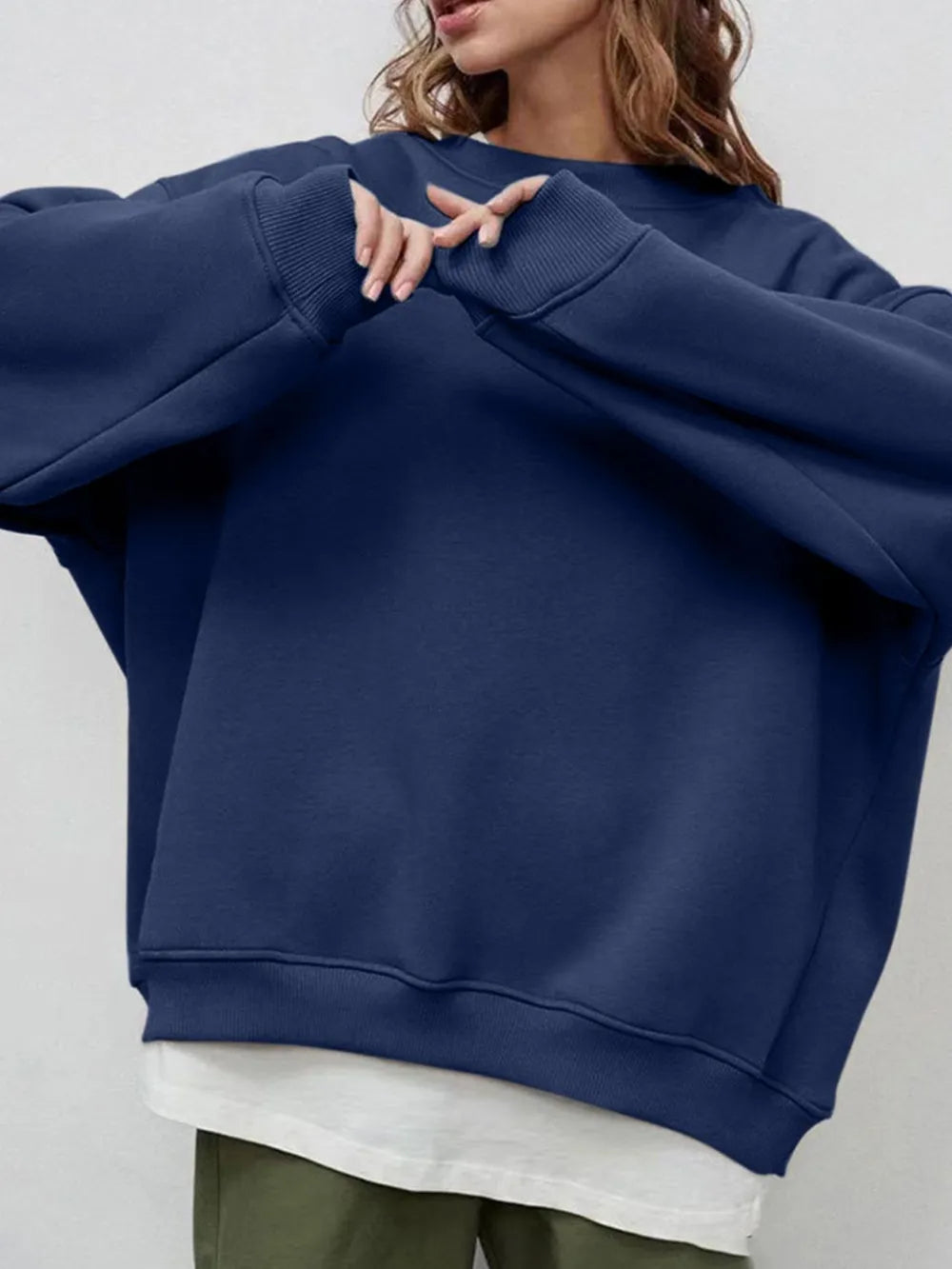 Autumn and winter new solid color round neck loose pullover sweatshirt long sleeved fleece sweater for women - V.I.P Digital Presence