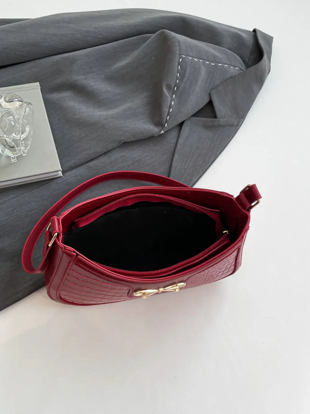 Bow PU Leather Shoulder Bag - V.I.P Digital Presence