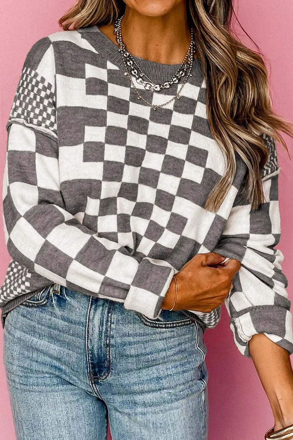 Checkered Round Neck Long Sleeve Sweater - V.I.P Digital Presence