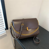 Fashionable crossbody bag, minimalist shoulder bag - V.I.P Digital Presence