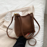 Fashionable Large Capacity Simple One Shoulder Crossbody Bag Retro Texture Bucket Bag Women's Bag - V.I.P Digital Presence