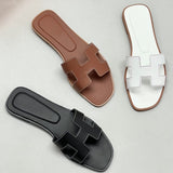 Flat bottomed beach sandals are fashionable casual lightweight and can be worn as a single drag - V.I.P Digital Presence