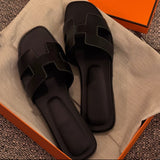 Flat bottomed beach sandals are fashionable casual lightweight and can be worn as a single drag - V.I.P Digital Presence