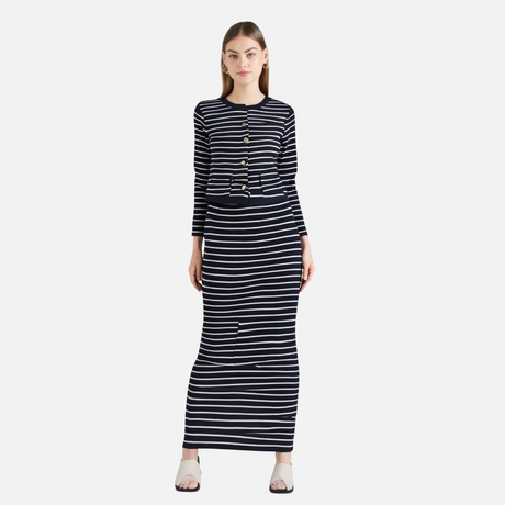 Knitted striped long sleeved suit for outerwear - V.I.P Digital Presence