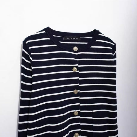 Knitted striped long sleeved suit for outerwear - V.I.P Digital Presence
