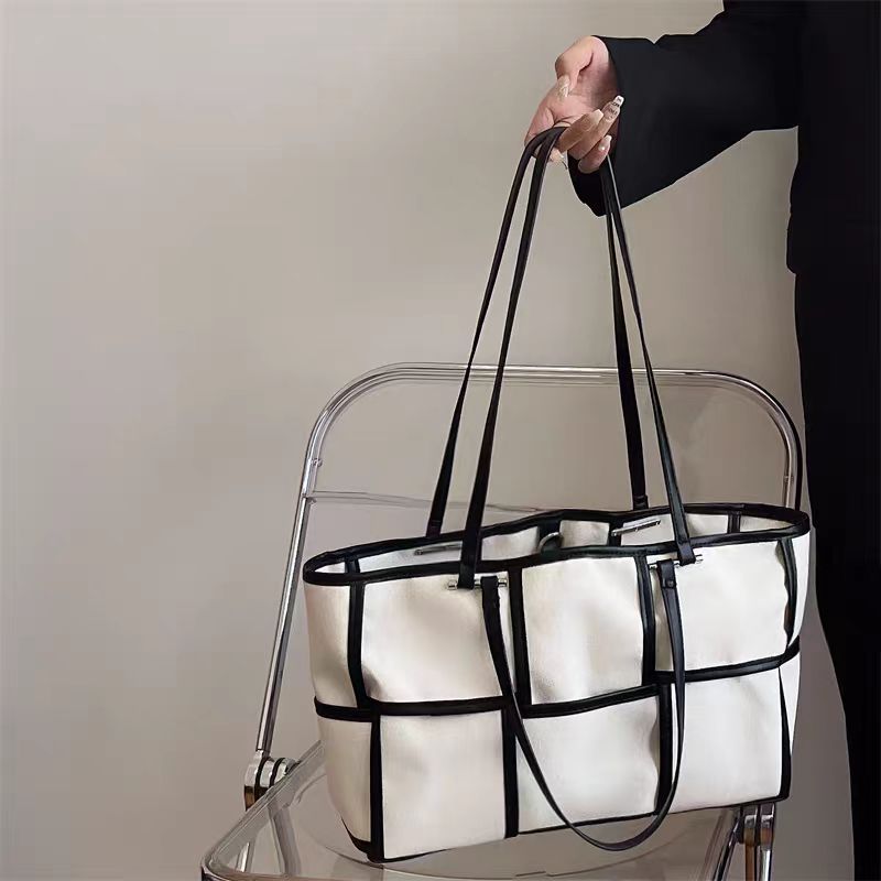 Large-capacity canvas splicing shoulder bag niche Korean style crossbody bag - V.I.P Digital Presence