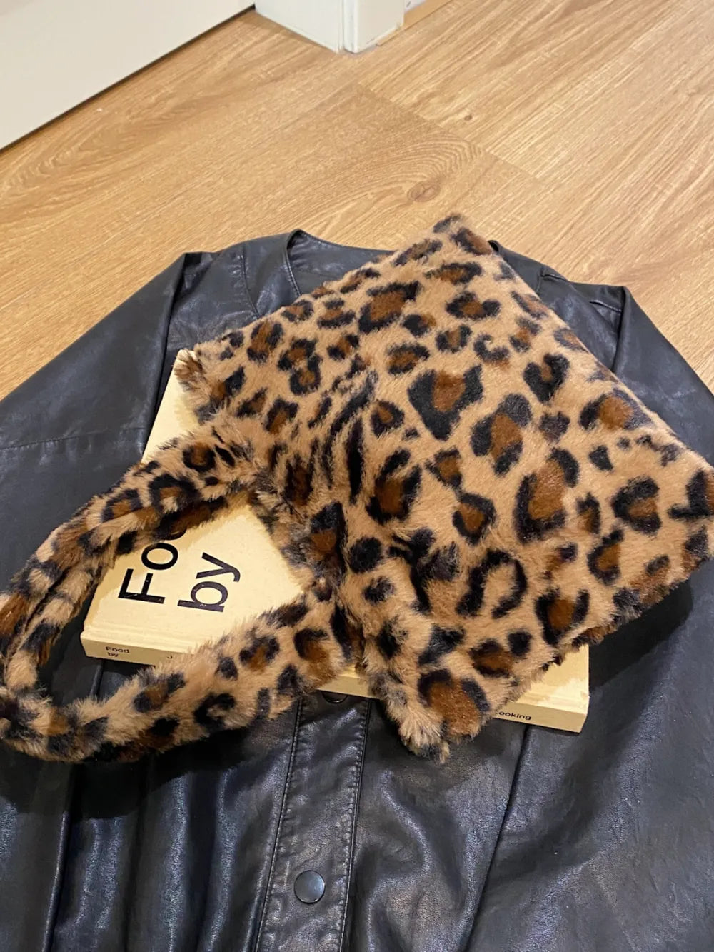 Leopard Fluff Handbag with Zip - V.I.P Digital Presence