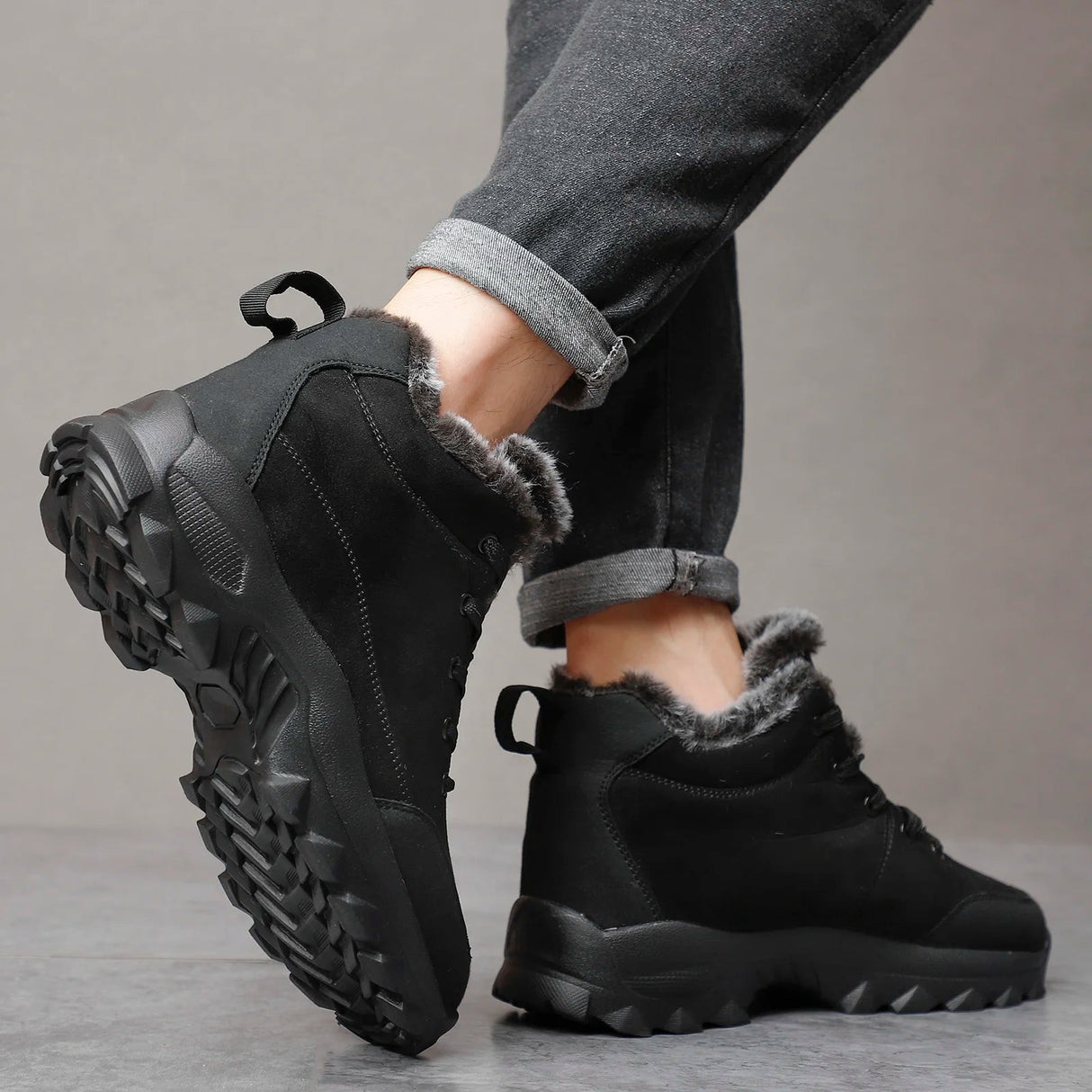 Men's snow boots with winter fleece insulation, outdoor boots, cotton shoes, lightweight boots - V.I.P Digital Presence