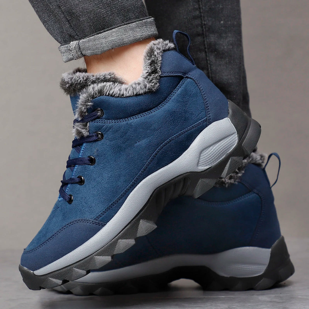 Men's snow boots with winter fleece insulation, outdoor boots, cotton shoes, lightweight boots - V.I.P Digital Presence