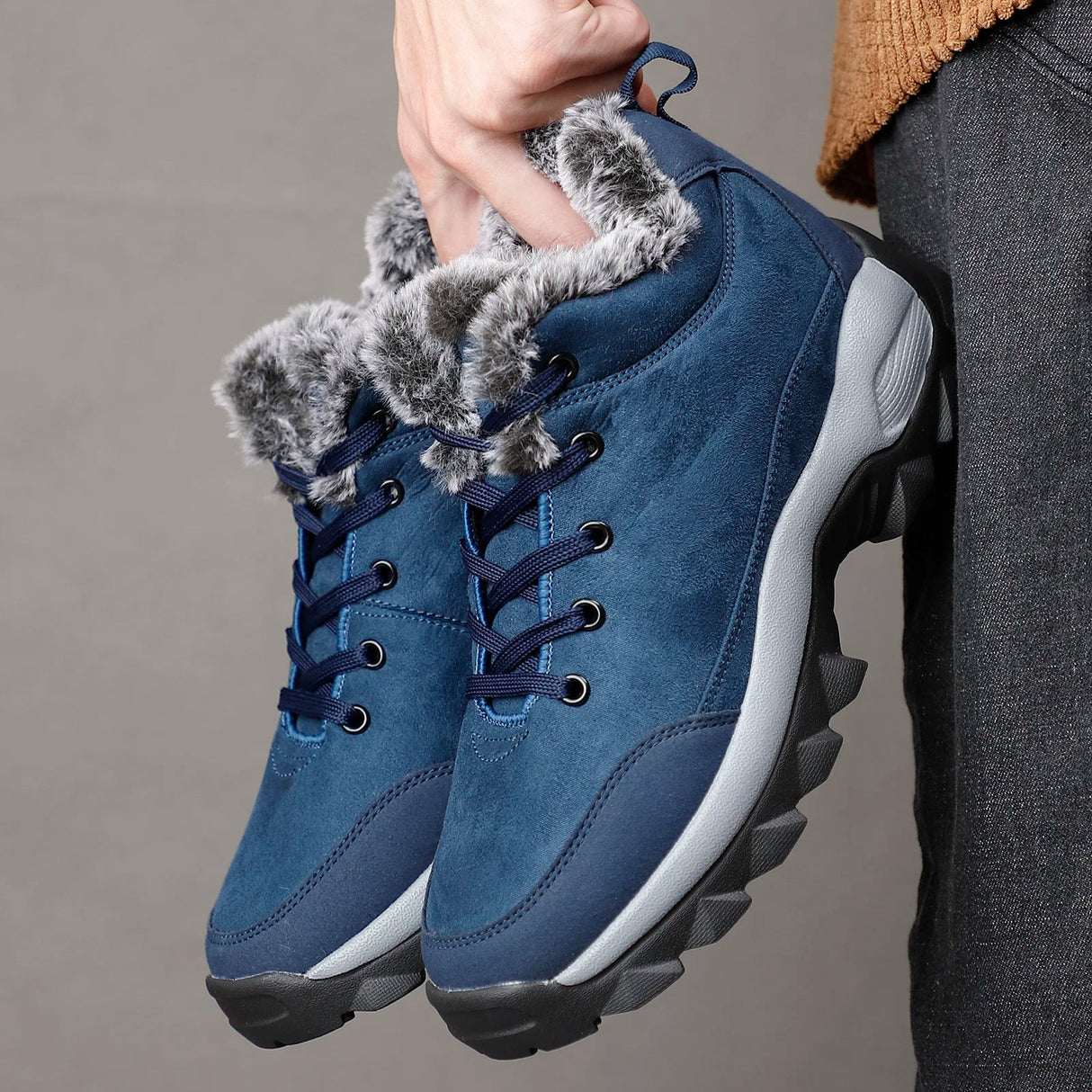 Men's snow boots with winter fleece insulation, outdoor boots, cotton shoes, lightweight boots - V.I.P Digital Presence