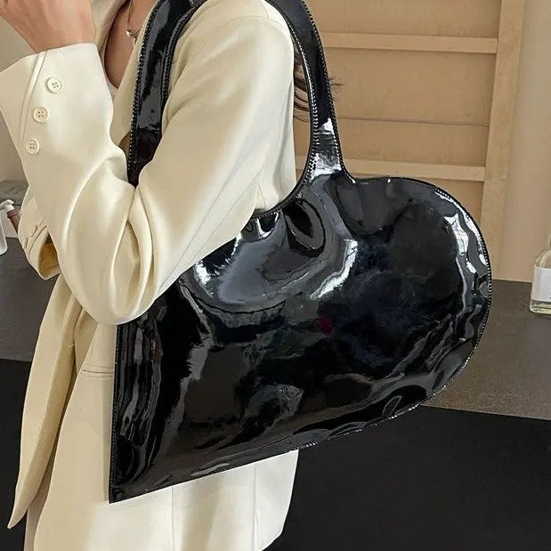 New Unisex Personalized Creative Lacquer Skin Love Shape Shoulder Bag Punk Underarm Bag Women's Handheld PU Photo Bag - V.I.P Digital Presence