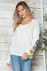 Randomly mixed color hand hook flower splicing V-neck pullover sweater - V.I.P Digital Presence