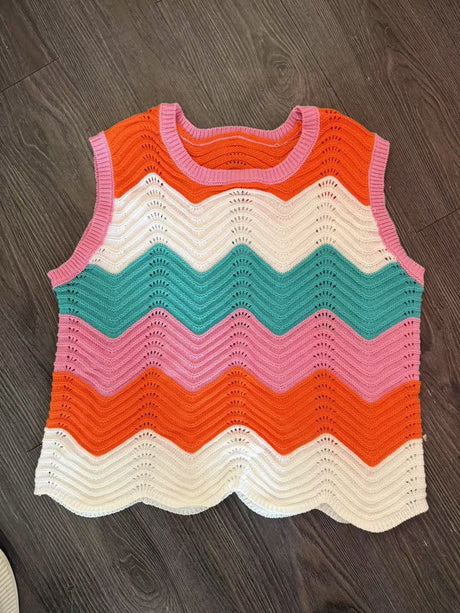 Round neck short sleeved vest contrasting wave top - V.I.P Digital Presence