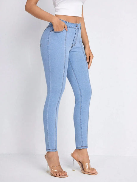 Skinny Jeans with Pockets - V.I.P Digital Presence