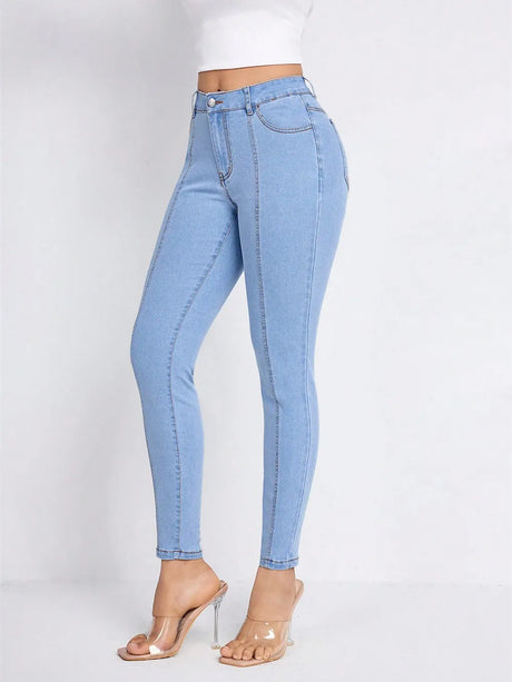 Skinny Jeans with Pockets - V.I.P Digital Presence