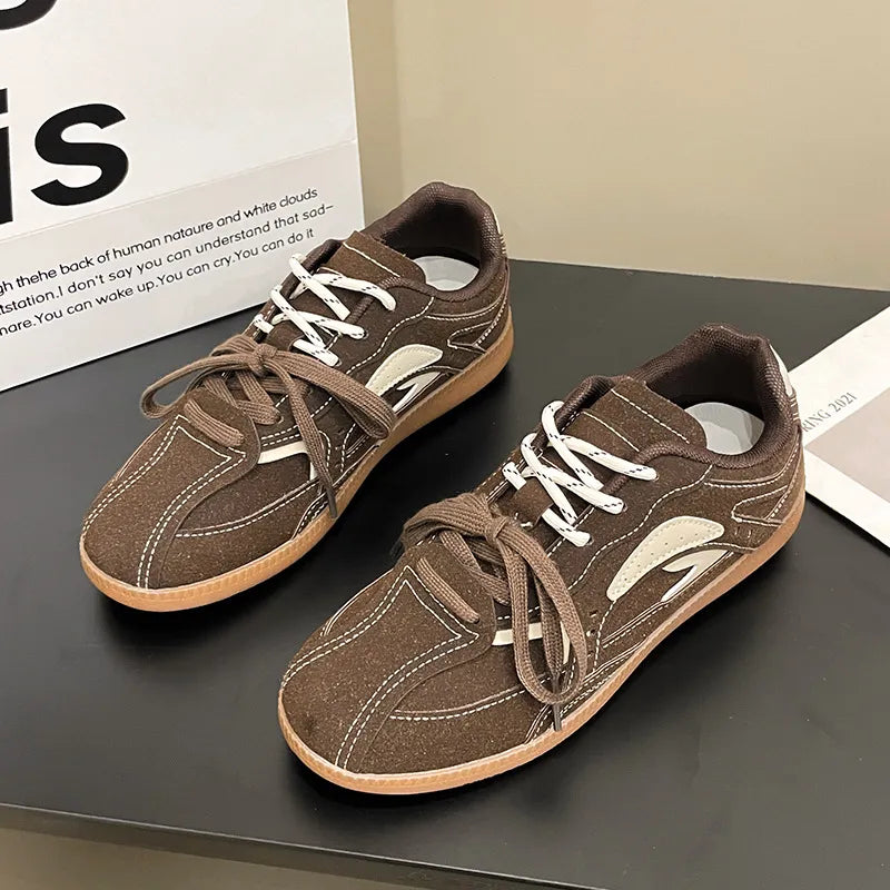 Small and versatile flat bottomed breathable casual shoes - V.I.P Digital Presence