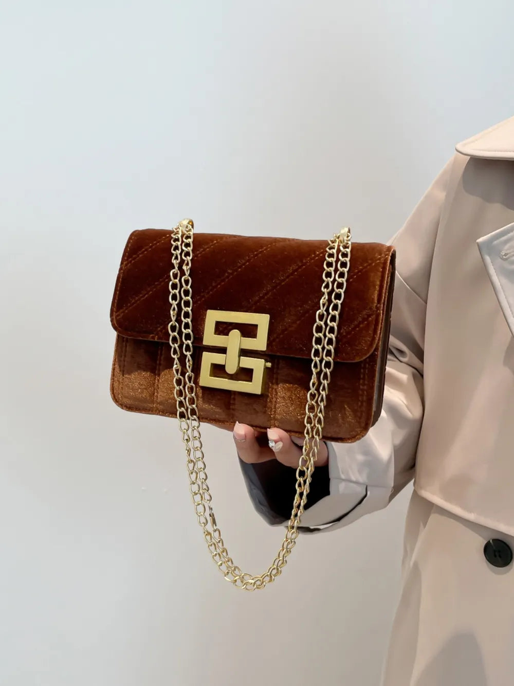 Solid Color Chain Shoulder Bag - V.I.P Digital Presence