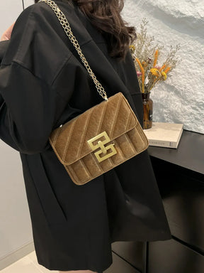 Solid Color Chain Shoulder Bag - V.I.P Digital Presence