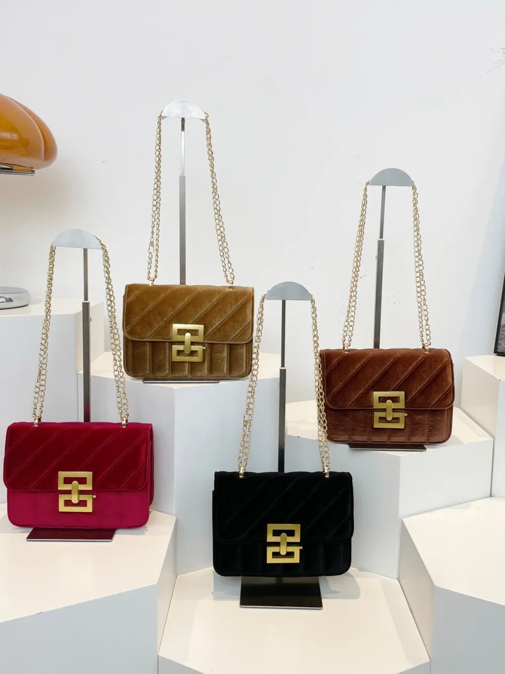 Solid Color Chain Shoulder Bag - V.I.P Digital Presence