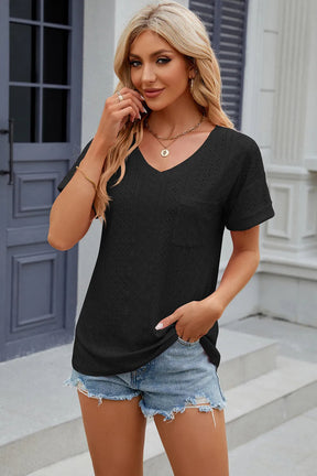 Solid color pocket V-neck loose short sleeved T-shirt top for women - V.I.P Digital Presence