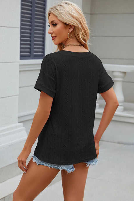 Solid color pocket V-neck loose short sleeved T-shirt top for women - V.I.P Digital Presence