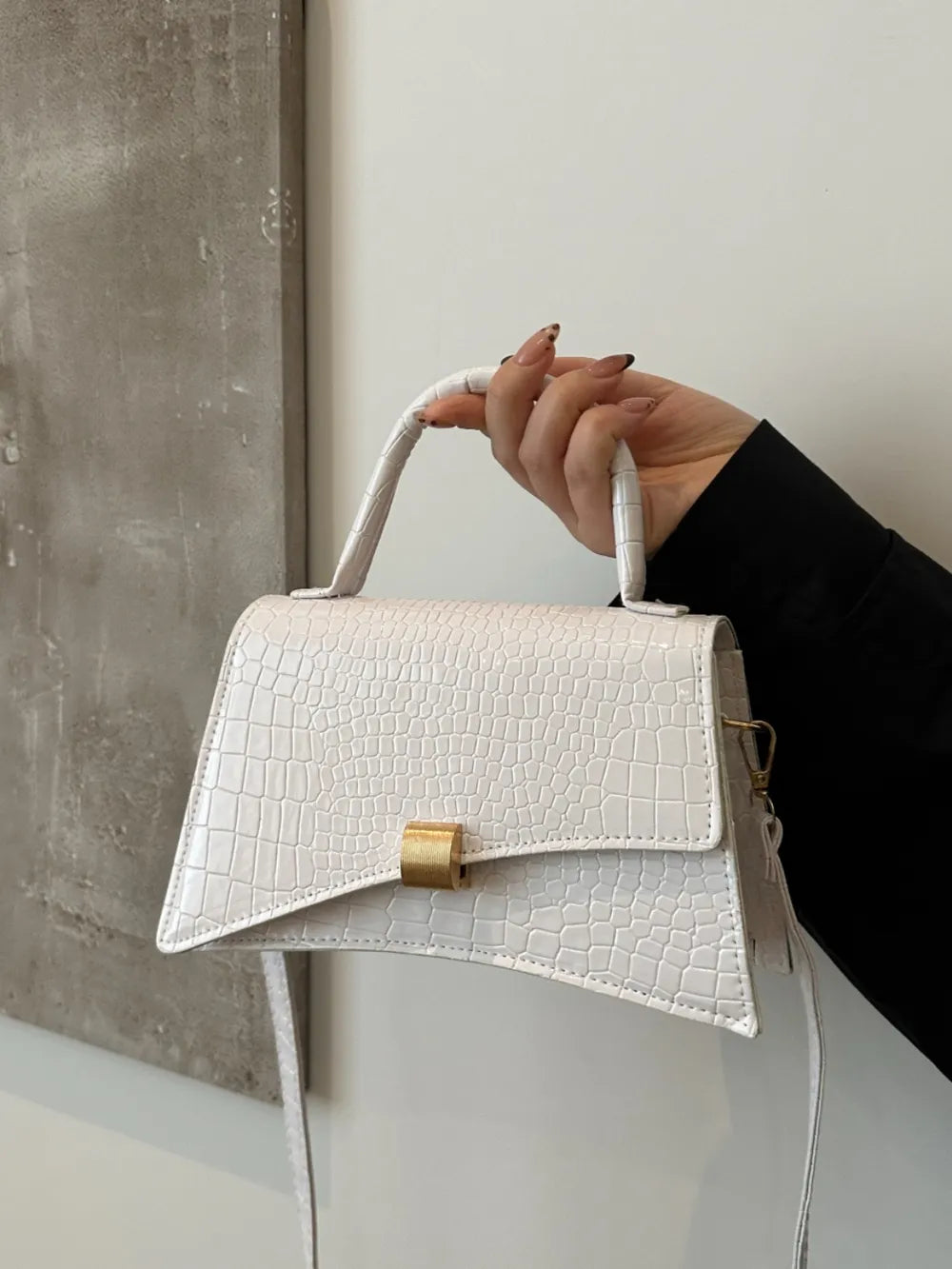 Solid Color PU Leather Handbag - V.I.P Digital Presence