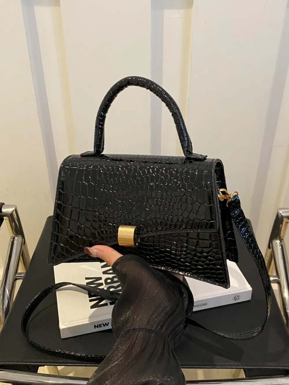Solid Color PU Leather Handbag - V.I.P Digital Presence