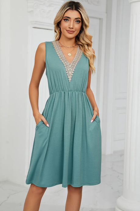 Solid color V-neck lace patchwork sleeveless pocket waist cinching dress - V.I.P Digital Presence