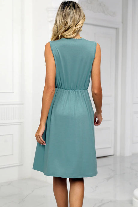 Solid color V-neck lace patchwork sleeveless pocket waist cinching dress - V.I.P Digital Presence