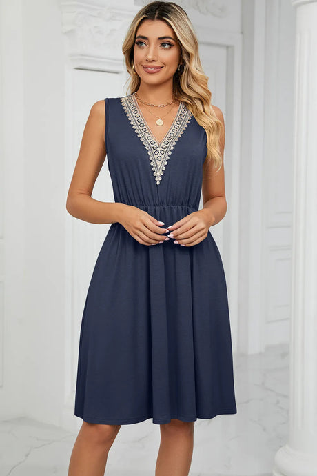 Solid color V-neck lace patchwork sleeveless pocket waist cinching dress - V.I.P Digital Presence