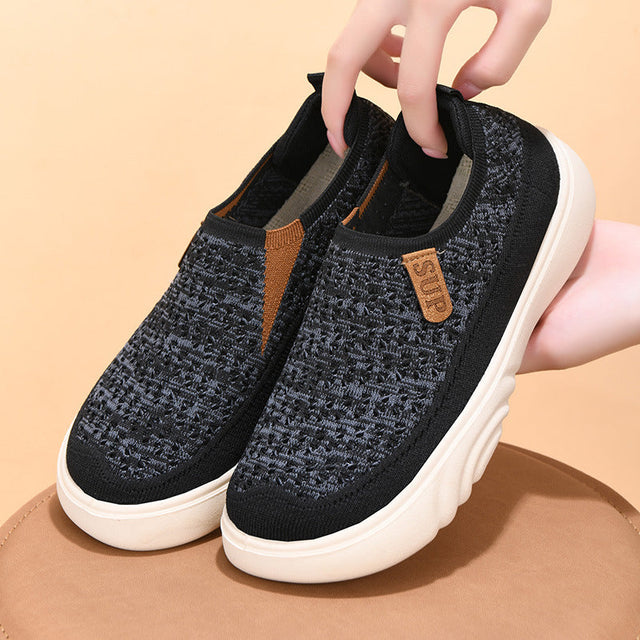 Spring and autumn new old Beijing cloth shoes women's single shoes soft sole comfortable slip-on mother shoes thick sole non-slip casual shoes women - V.I.P Digital Presence