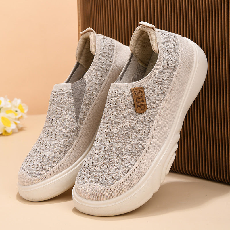 Spring and autumn new old Beijing cloth shoes women's single shoes soft sole comfortable slip-on mother shoes thick sole non-slip casual shoes women - V.I.P Digital Presence