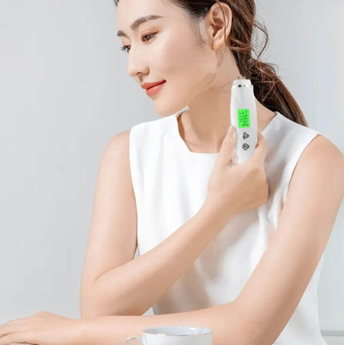 USB Rechargeable Skin Detector - V.I.P Digital Presence